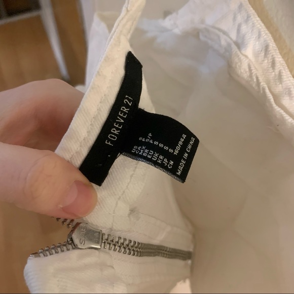 White Denim Top - Picture 6 of 7